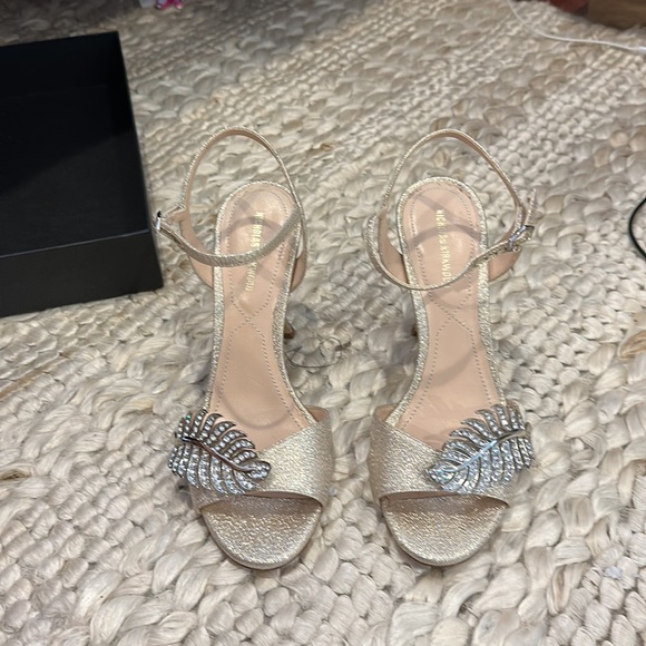 Nicholas Kirkwood Monstera Leaf-Embellished Glitter Sandals - Picture 6 of 9